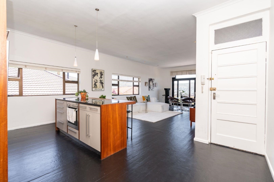 To Let 2 Bedroom Property for Rent in Vredehoek Western Cape